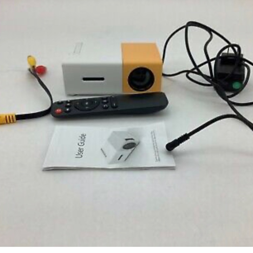 Mini LED Projector | Remote Controlled | HDMI - Picture 8 of 9